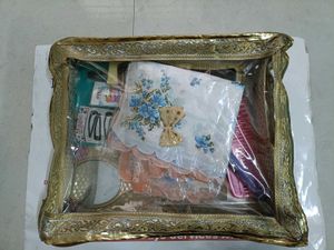 Vintage Keepsake Box without Accessories
