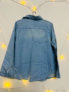 Detailed denim shirt