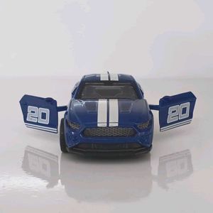 Famous Model Toy Car (Pcs.1)