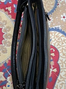 Classy Handbag With Wallet