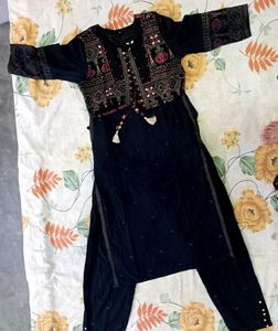 Printed Black Kurti Set