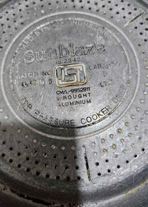 4 Aluminum Cooking Set