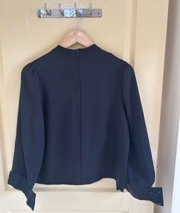 Women’s Black Top