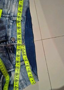 Women&#39;s Jeans