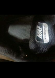 Women Nike Sports Shoes