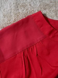 Red Sleeveless Top