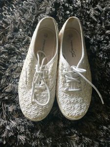 Floral White Shoes🌸 Sale 299
