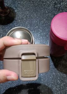 Set of 2 D-Mart Thermos Bottles ☕🔥