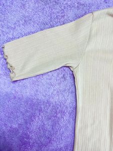 Peachy beige Stretchable Top