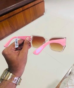Lv Premium Sunglasses Brand New With Tag