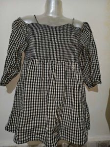 🎄Buy 1, Get 1 Free🎁 Off-Shoulder Top