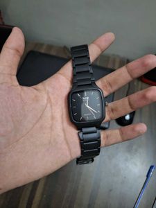 Stylish Hmt Quartz Watch - Your Perfect Timepiece