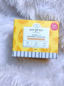 Dot And Key Vitamin C + E Super Bright Moisturizer