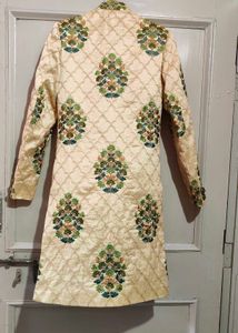 Cream Colour Floral Design Jodhpuri