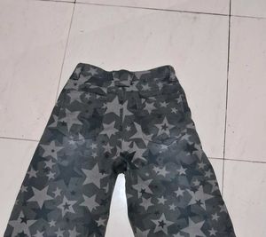 star design pintuck seam wide leg jean