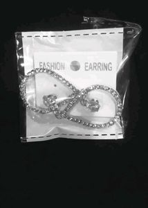 Beautiful Party Wear Earrings...😍