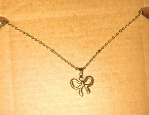 Anti Tanish Gold Bow Pendant Necklace