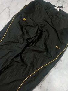 Nike Baggy Track Pants 💎