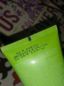 Dot &amp; Key Face Wash