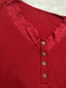 Savana Lace Trimmed Top 🍒
