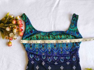 Sunday Sale : 4 Swimsuit