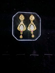 gold plated earings (artificial)