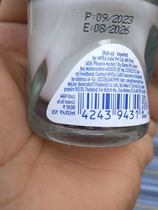 Nivea Deodorant Plus Plum Body Mist Perfume