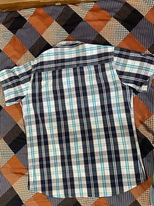 Men&#39;s Casual Shirt
