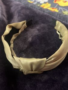 Light Golden Hairband