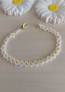 Daisy Beaded Jewelry Set