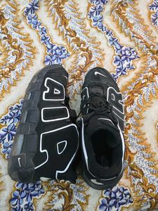 Black Nike Sneakers