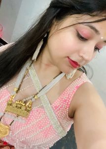Beautiful Lehnga With Beats Dupatta And Blouse