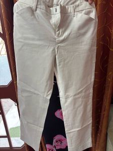 White Cropped Pants