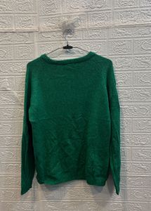 🇺🇸 Guess Imported Sweater