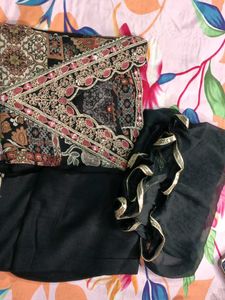 Black V Neck Design Kurta Set