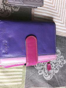 This Is The Pure Leather Purse For Women