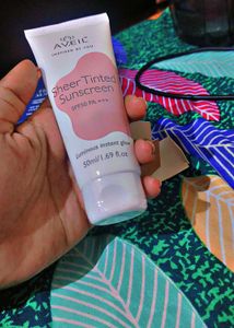 tinted instant glow sunscreen