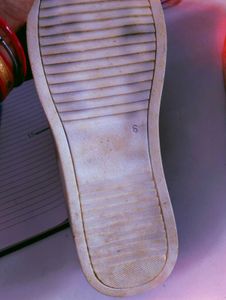 Canvas B