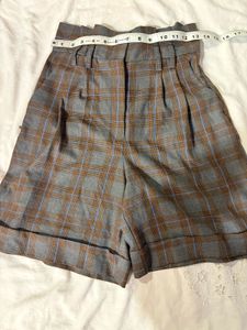 Bershka High-Waisted Shorts With Ruffle On Waist