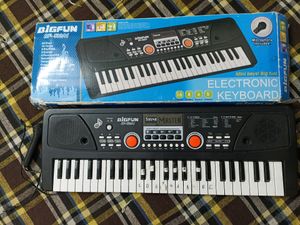Piano With Mic