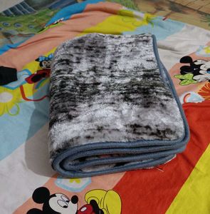 New kids cozy blanket