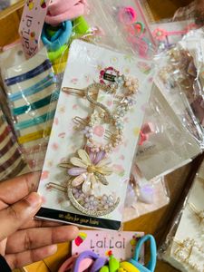 2 Pieces Korean Stone Clips, @ ₹25/- Per Piece