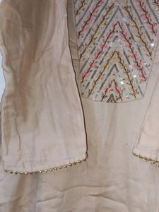 Glace Cotton, Sikvens Work, Round Neck, Pent Length 35,A Beautiful Organza Dupata