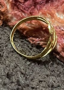 Unique Vintage Gold Ring