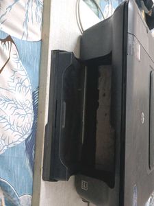 HP Deskjet 2050 Printer