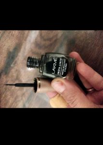 Buy One Eyeliner Get 1