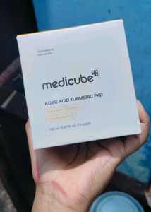 Medicube Kojic Acid Turmeric Pad