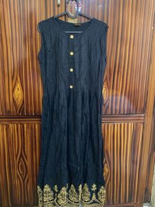 Black & Gold Embroidered Kurta