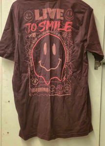 Maroon Graphic T-Shirt