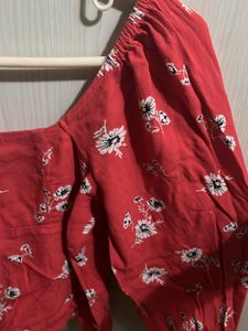 Cute Top With Flowers